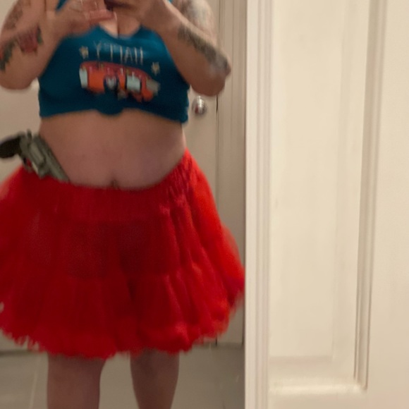 Plus size red tu tu crinoline 1x to 2x - Picture 8 of 15